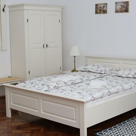 Schick Apartment 锡比乌 外观 照片