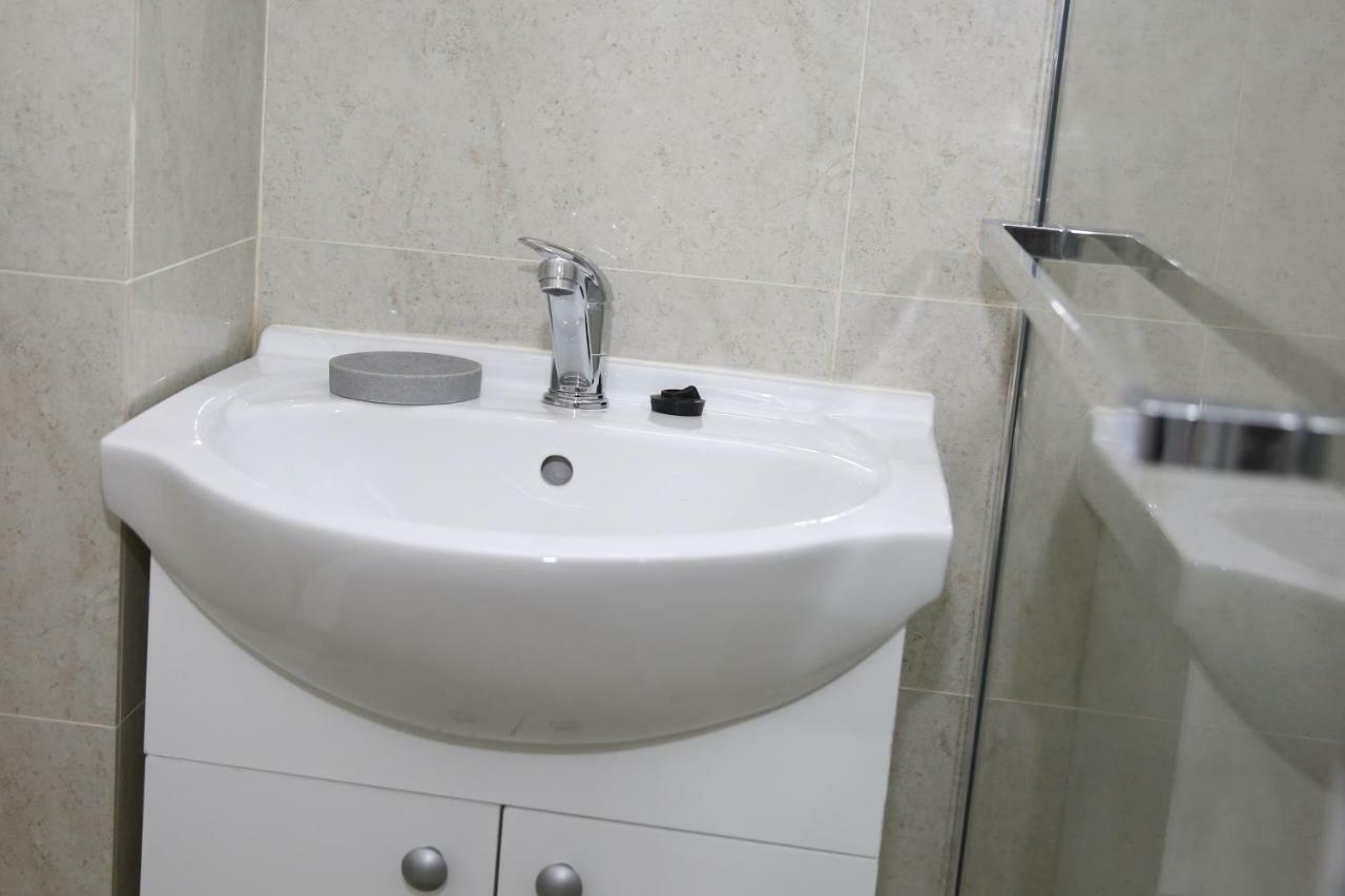 Schick Apartment 锡比乌 外观 照片