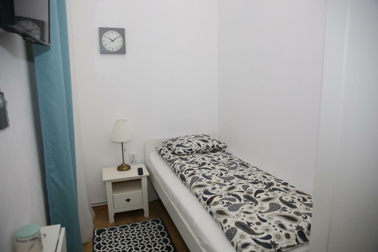 Schick Apartment 锡比乌 外观 照片