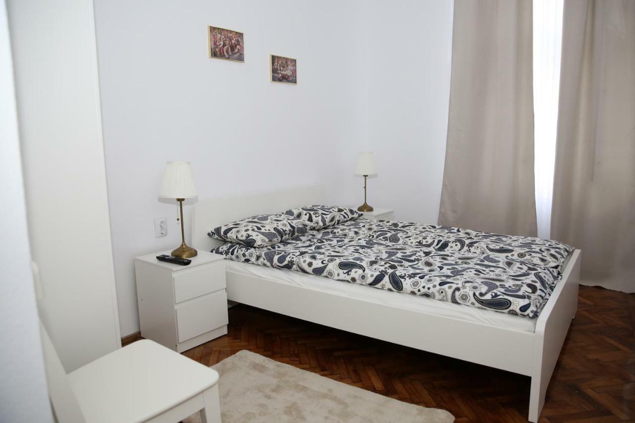 Schick Apartment 锡比乌 外观 照片